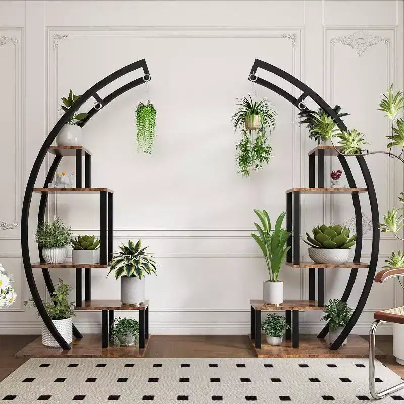 Étagère à plantes ronde à 5 niveaux, Support à plantes d'intérieur en métal en demi-lune, Présentoir à fleurs avec 4 crochets de suspension pour la décoration de la maison, du balcon, du salon et du jardin