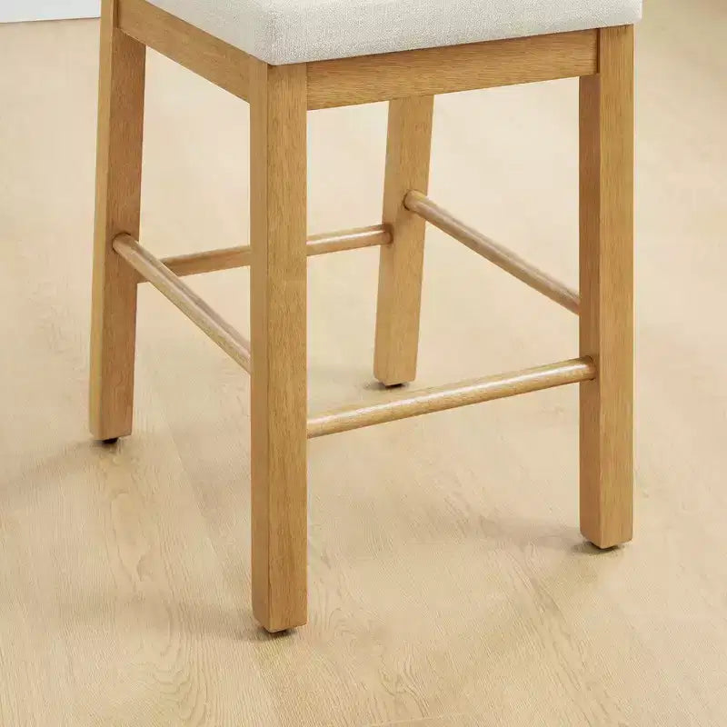 Tabouret de comptoir bohème en rotin avec dossier incurvé et assise coussinée