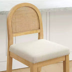 Tabouret de comptoir bohème en rotin avec dossier incurvé et assise coussinée