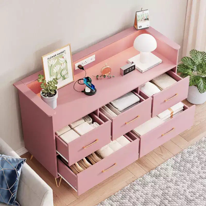 Commode moderne en bois à 5 tiroirs avec lumières LED, meuble de rangement autonome de 119 cm avec pieds dorés