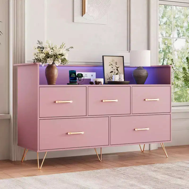 Commode moderne en bois à 5 tiroirs avec lumières LED, meuble de rangement autonome de 119 cm avec pieds dorés