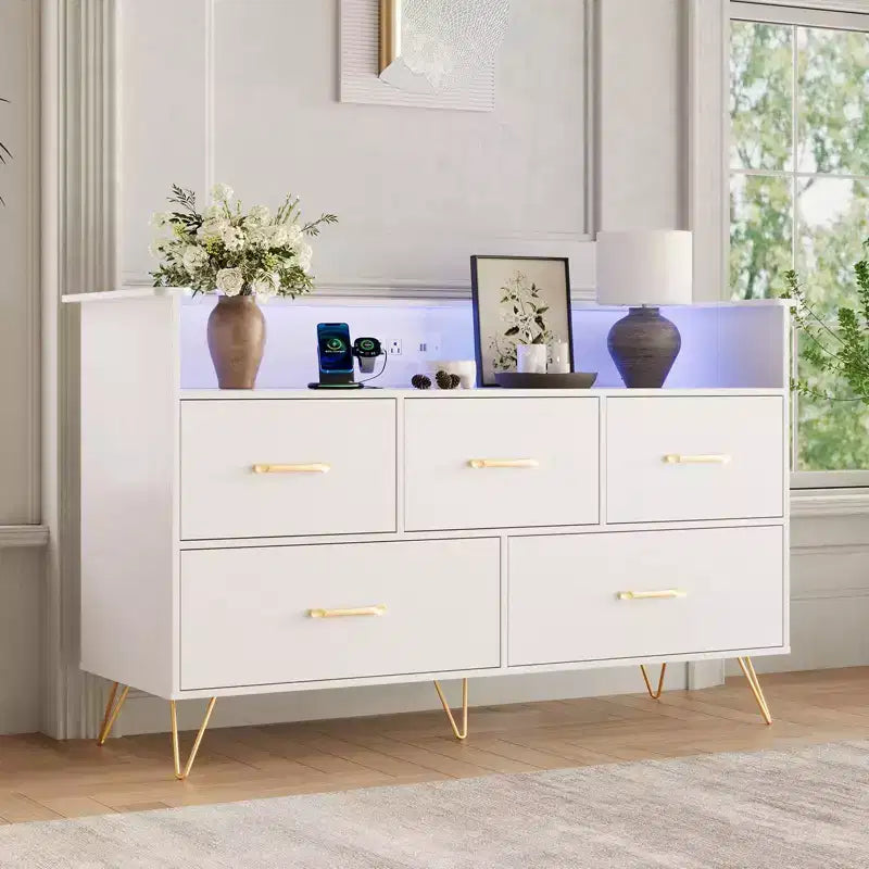 Commode moderne en bois à 5 tiroirs avec lumières LED, meuble de rangement autonome de 119 cm avec pieds dorés