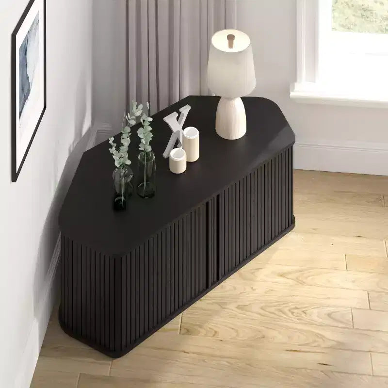 Meuble TV d'angle avec porte coulissante à lamelles en chêne noir, 43,3 L x 20 P x 14,8 H